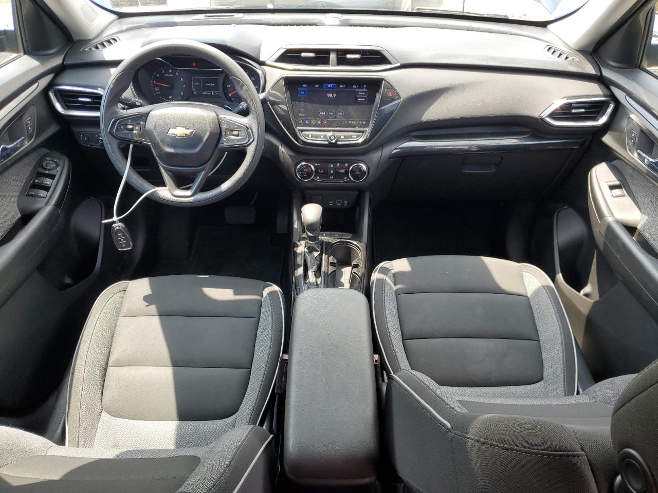 kl79mps23mb084227 KL79MPS23MB084227 2021 Chevrolet Trailblazer Lt