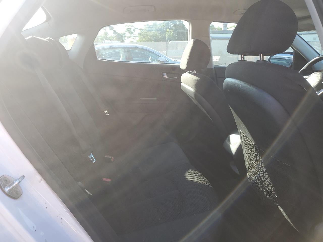 2019 Kia Optima Lx VIN: 5XXGT4L32KG285773 Lot: 63325145