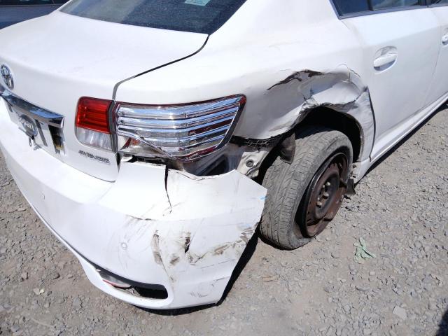 2013 TOYOTA AVENSIS T2