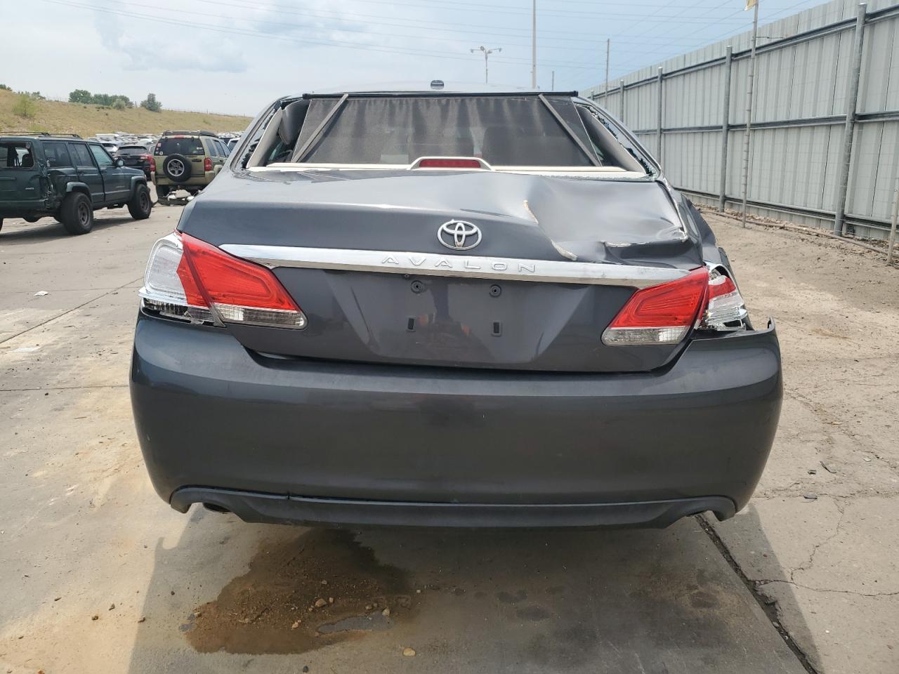 2011 Toyota Avalon Base VIN: 4T1BK3DB2BU401220 Lot: 67225895