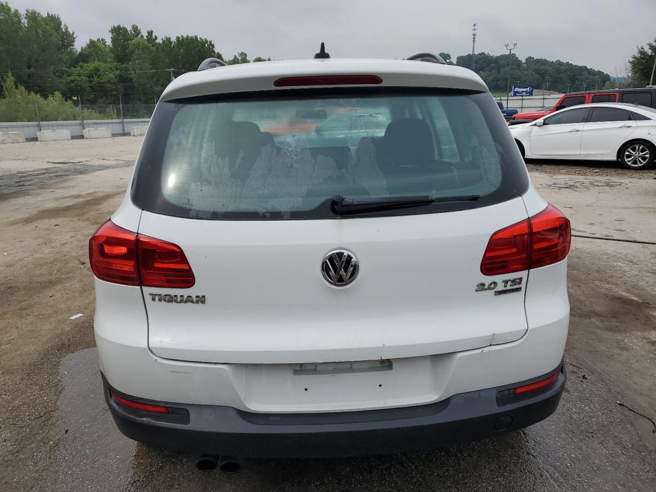 2015 Volkswagen Tiguan S VIN: WVGBV7AX0FW538374 Lot: 63837175