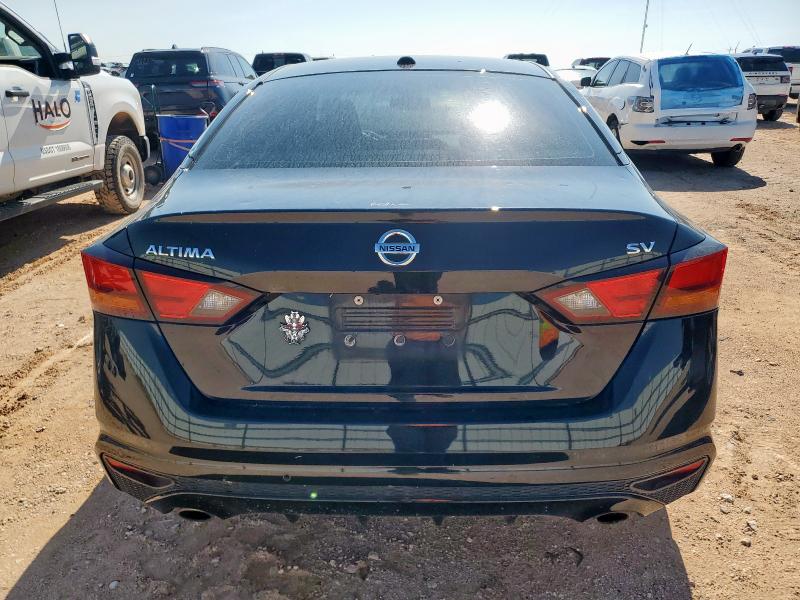 NISSAN ALTIMA 2019 Czarny