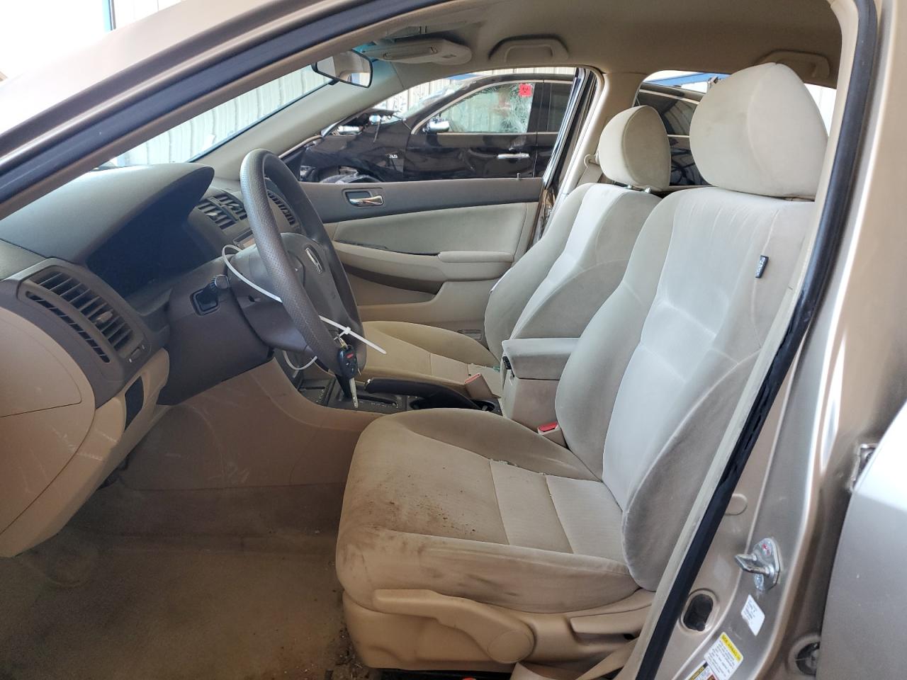 2004 Honda Accord Lx VIN: 1HGCM56404A074531 Lot: 64801615