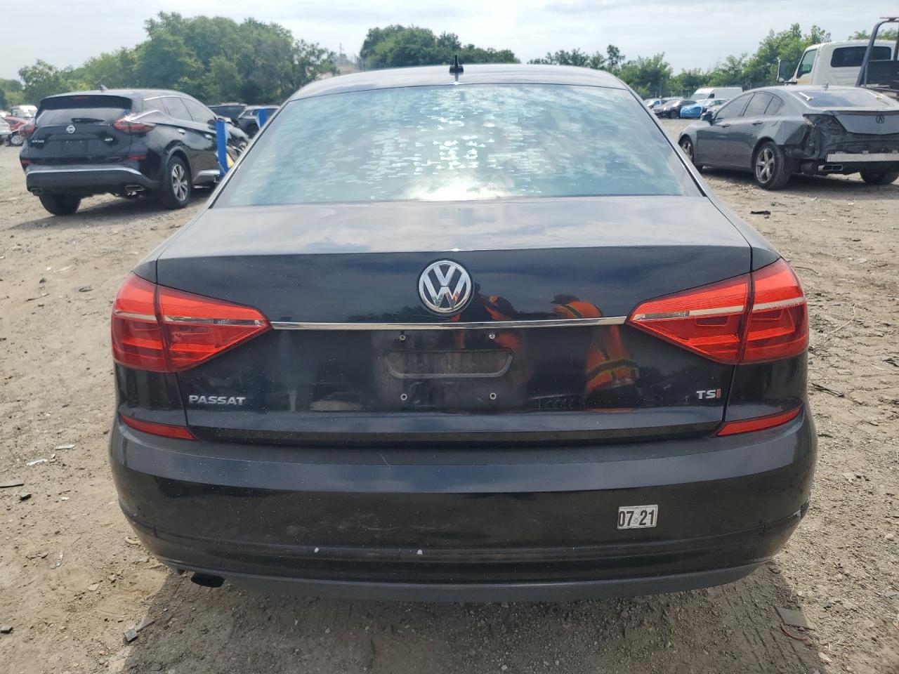 2016 Volkswagen Passat S VIN: 1VWAT7A38GC060692 Lot: 65219535