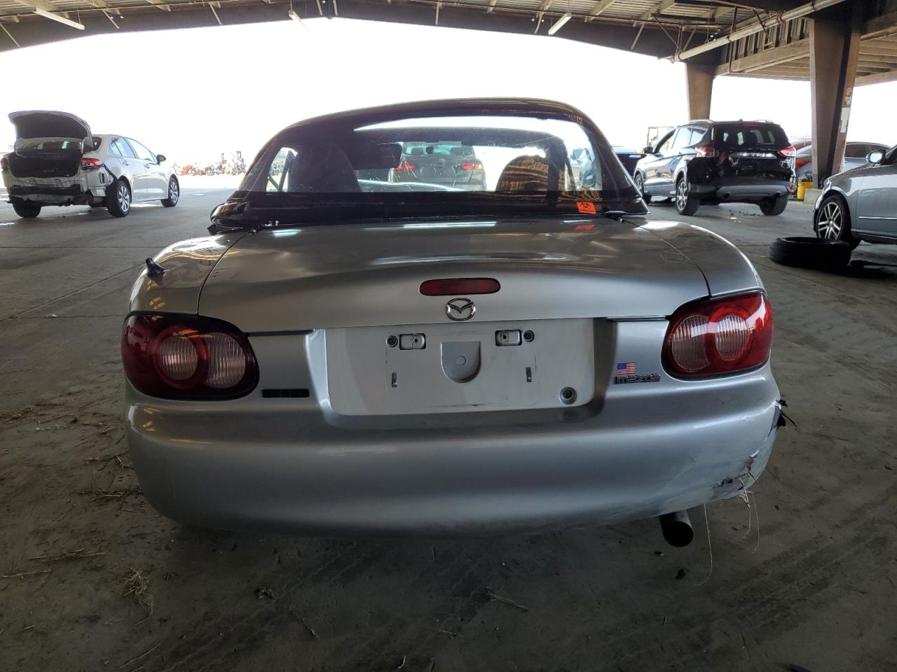 2004 Mazda Mx-5 Miata Base VIN: JM1NB353340406624 Lot: 64697905
