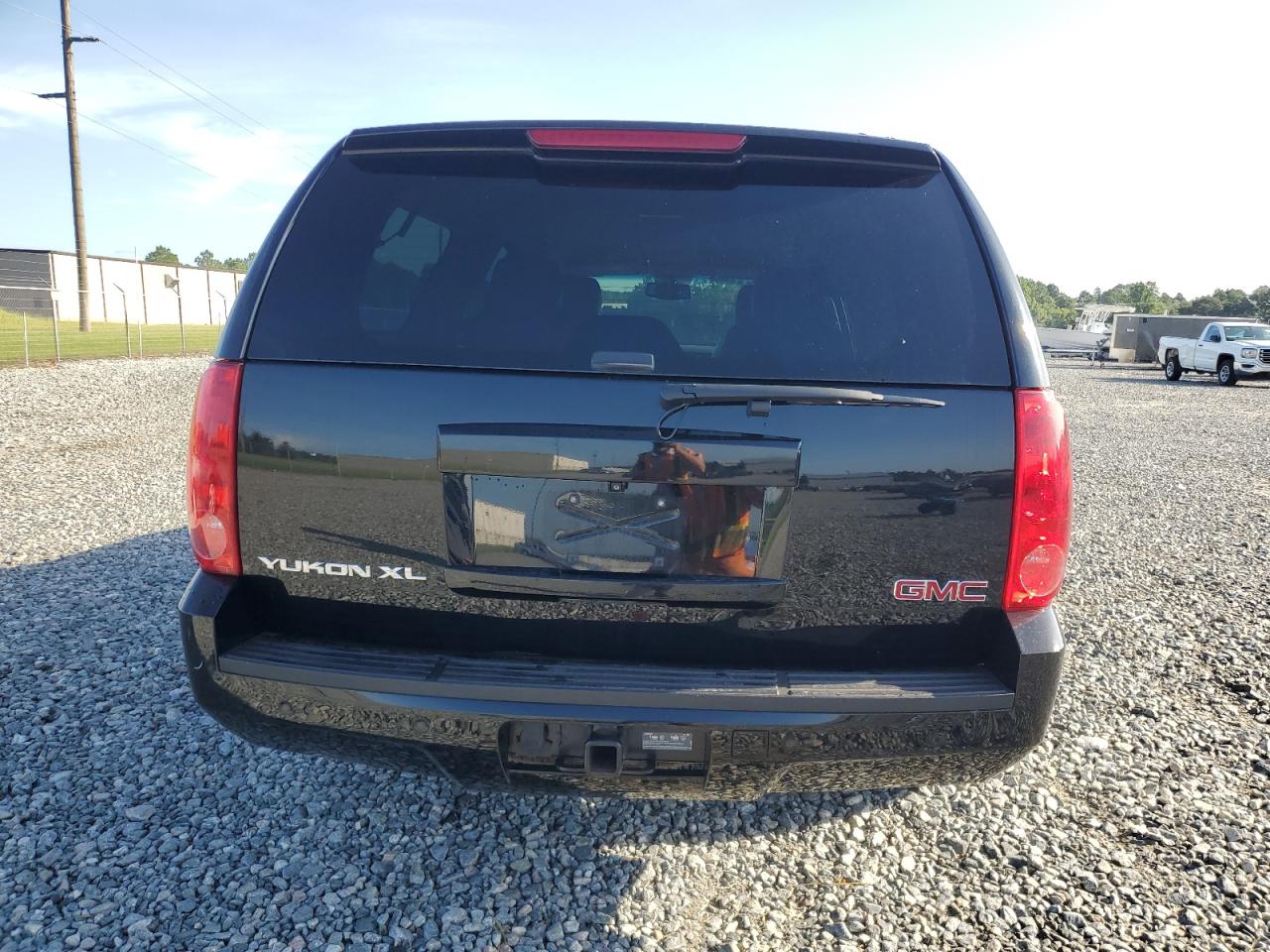 2014 GMC Yukon Xl C1500 Slt VIN: 1GKS1KE07ER129600 Lot: 63819345