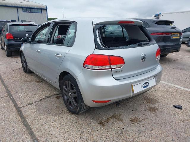 2009 VOLKSWAGEN GOLF SE BL