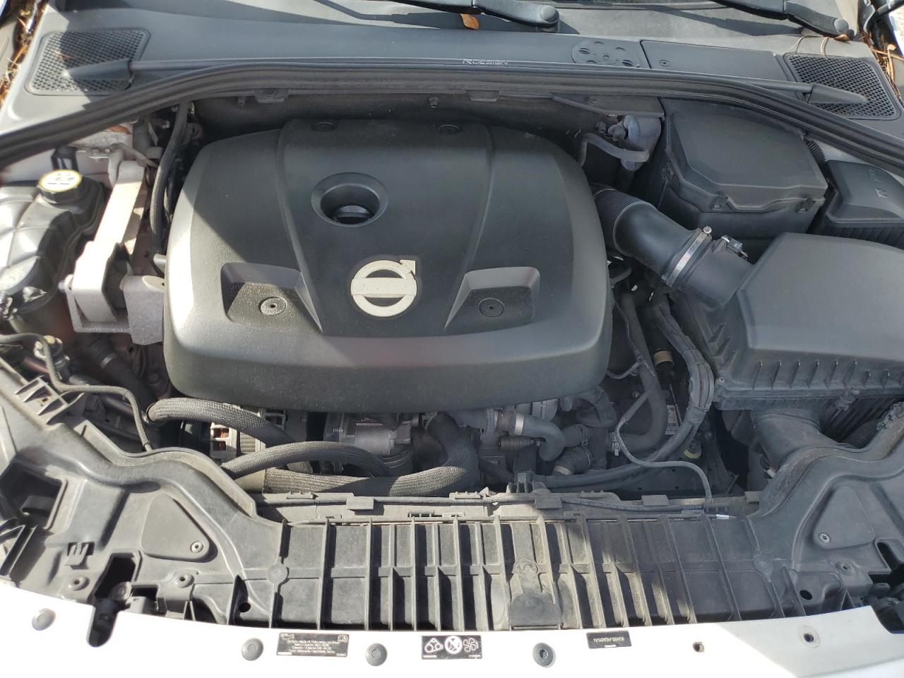 2015 Volvo S60 Premier VIN: YV140MFB4F1304818 Lot: 64573135