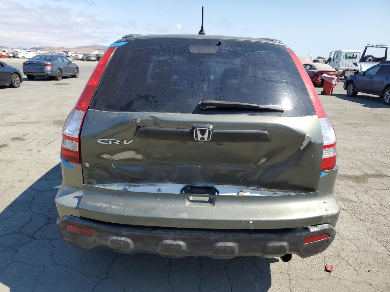 2007 Honda Cr-V Lx VIN: JHLRE383X7C010670 Lot: 65166445