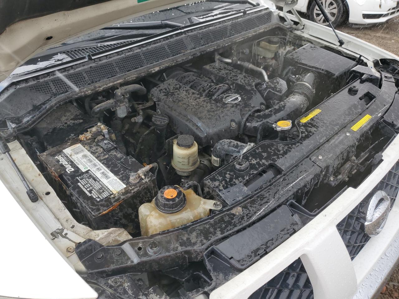 2004 Nissan Armada Se VIN: 727906 Lot: 63872555