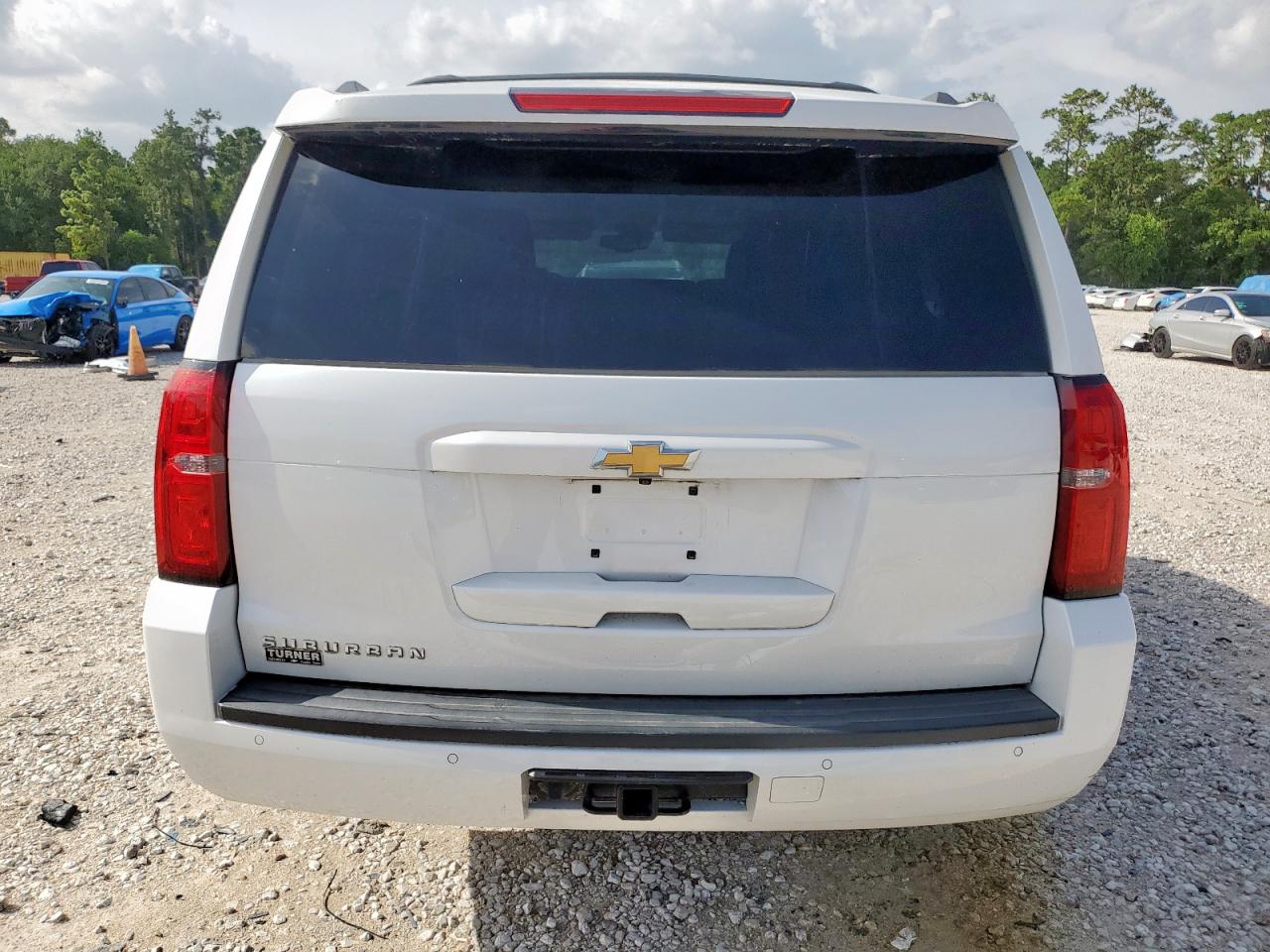 2017 Chevrolet Suburban C1500 Lt VIN: 1GNSCHKC5HR403007 Lot: 64304975