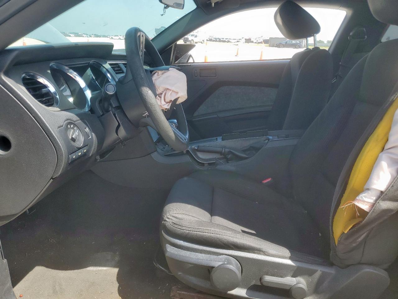 2011 Ford Mustang VIN: 1ZVBP8AM0B5156093 Lot: 87228135