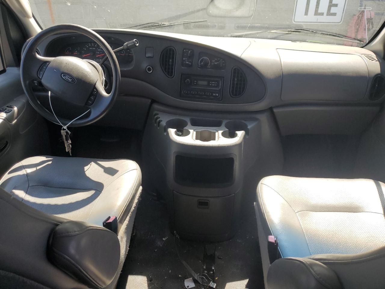 2005 Ford Econoline E350 Super Duty Wagon VIN: 1FBSS31L25HB20635 Lot: 83954275