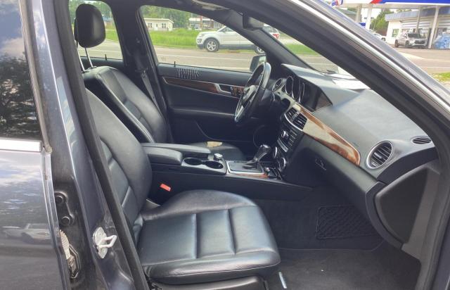 Sedans MERCEDES-BENZ C-CLASS 2013 Szary