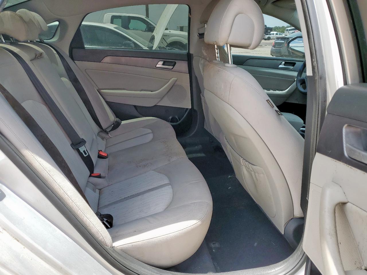2016 Hyundai Sonata Hybrid VIN: KMHE24L19GA019173 Lot: 65242795