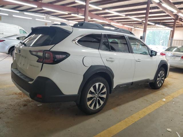 SUBARU OUTBACK 2024 White