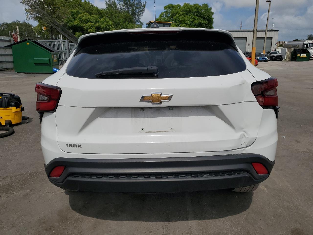 2024 Chevrolet Trax Ls VIN: KL77LFE24RC063372 Lot: 65129195