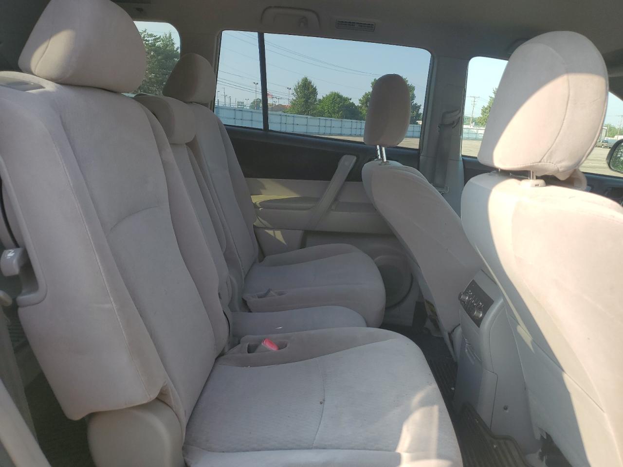 2009 Toyota Highlander VIN: JTEES41AX92124160 Lot: 64450375