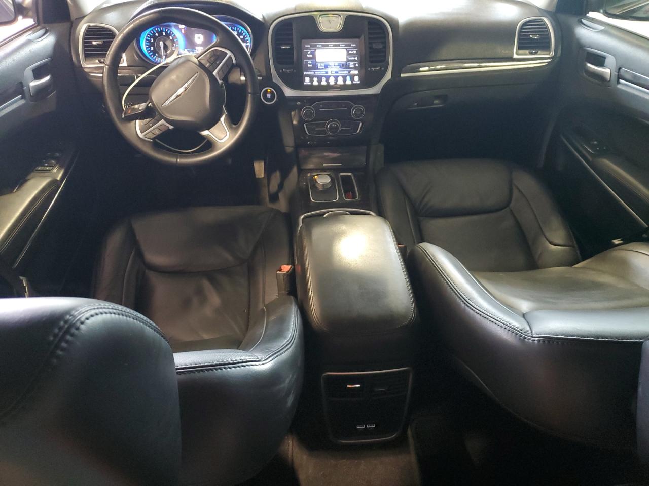 2015 Chrysler 300 Limited VIN: 2C3CCAAG9FH755890 Lot: 65369355