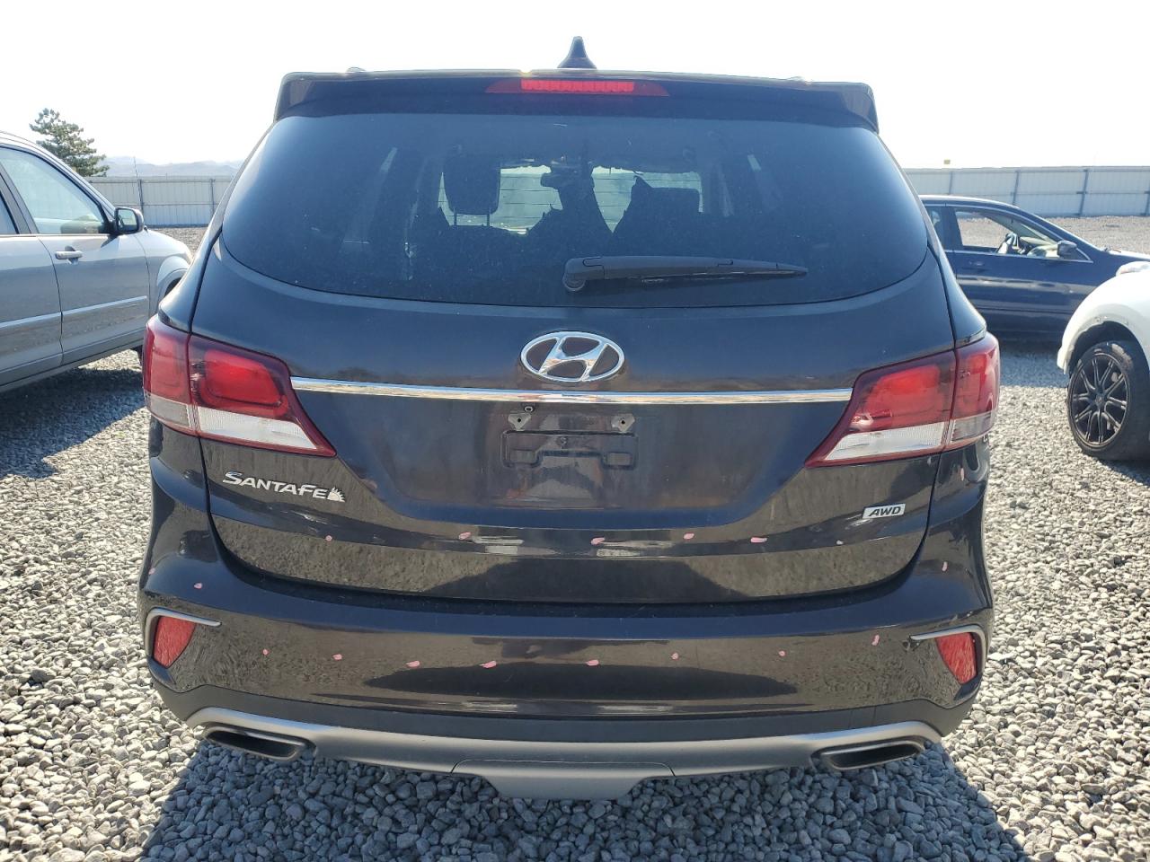 2017 Hyundai Santa Fe Se VIN: KM8SMDHF1HU220132 Lot: 63373465