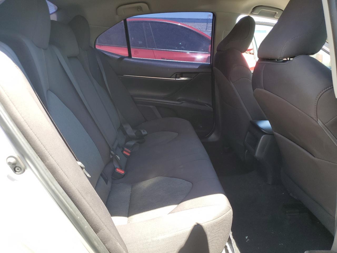 2020 Toyota Camry Le VIN: 4T1C11AK3LU330420 Lot: 64181875