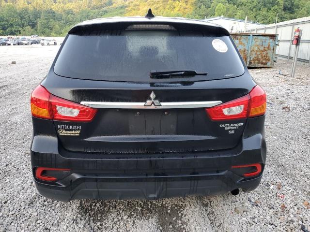  MITSUBISHI OUTLANDER 2018 Czarny