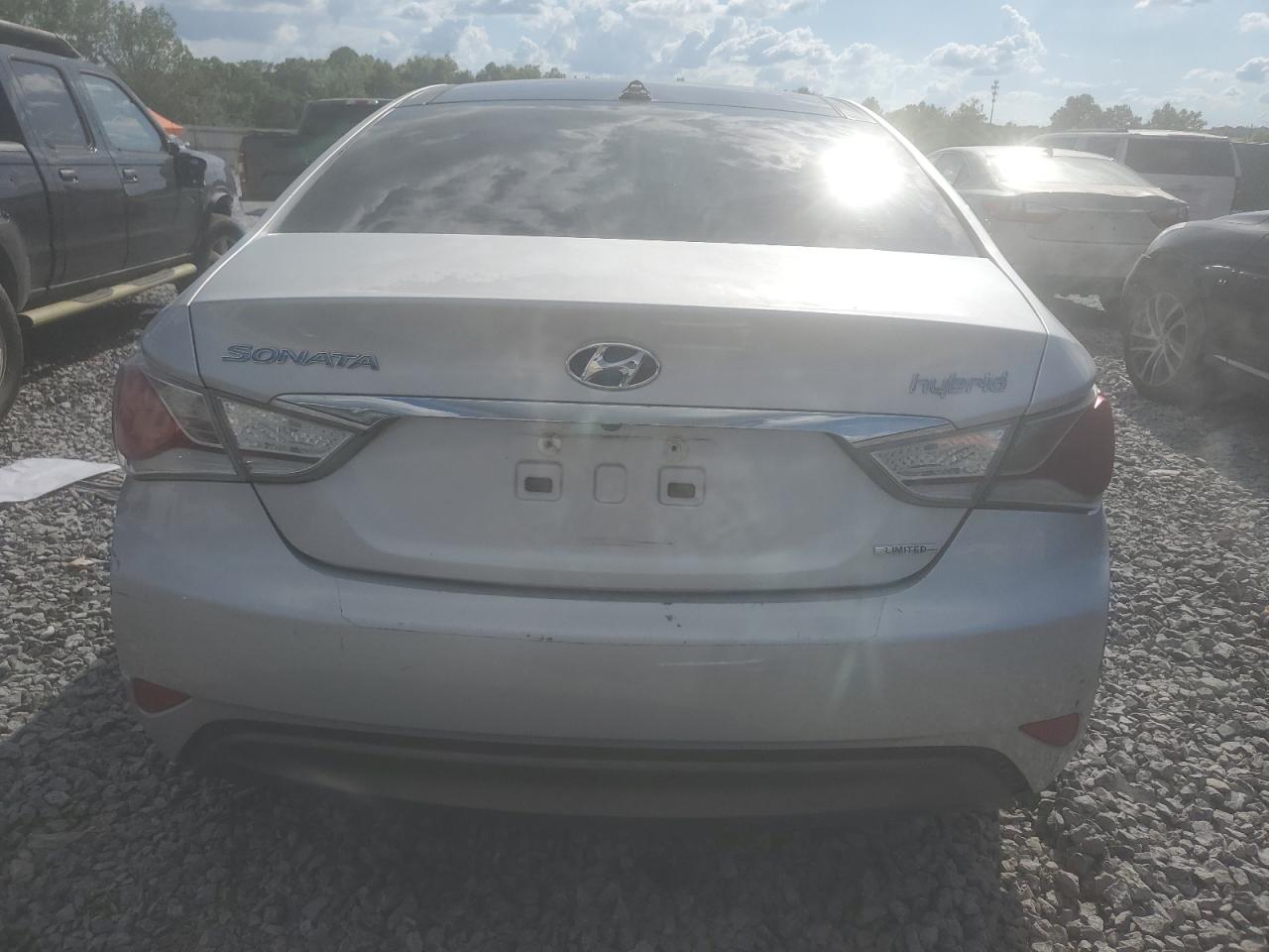 2015 Hyundai Sonata Hybrid VIN: KMHEC4A42FA130298 Lot: 65427085