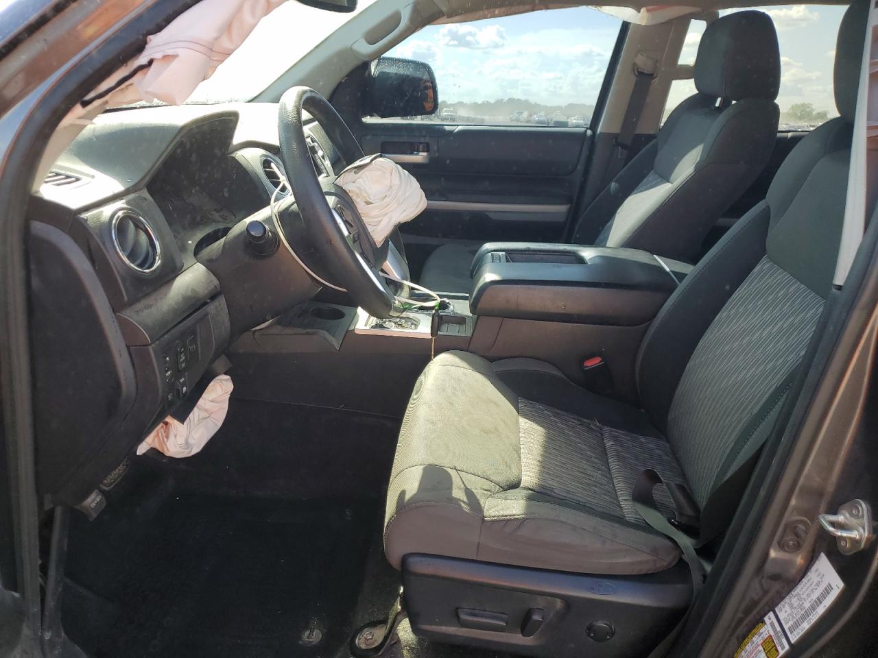 2018 Toyota Tundra Crewmax Sr5 VIN: 5TFDW5F14JX739801 Lot: 66619165