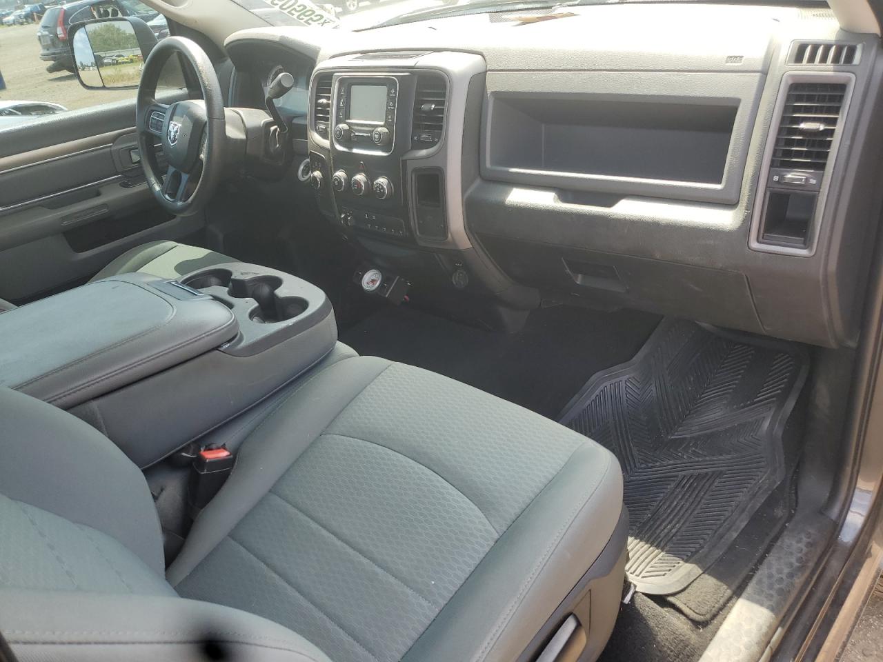 2018 Ram 3500 St VIN: 3C63R3AJ1JG132166 Lot: 65060565