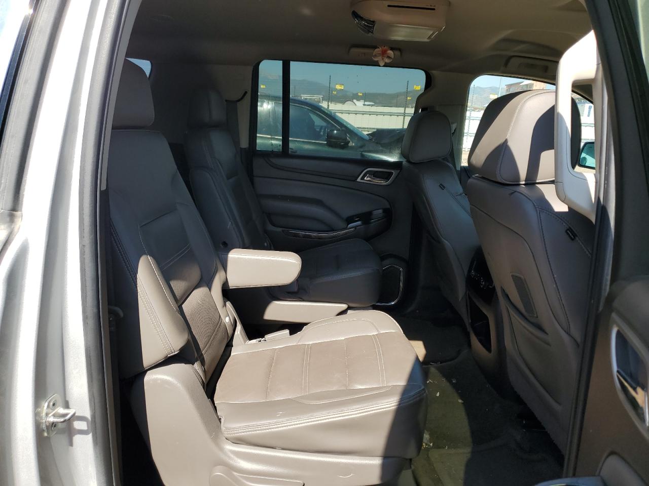 2016 GMC Yukon Xl Denali VIN: 1GKS2HKJ2GR154324 Lot: 64865605