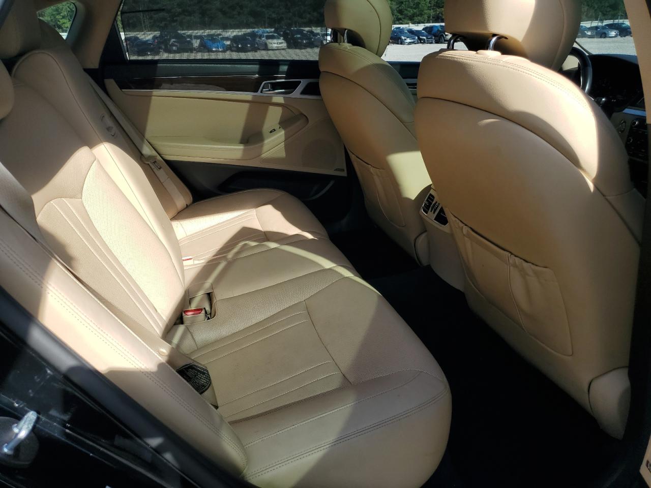 2016 Hyundai Genesis 3.8L VIN: KMHGN4JE2GU143628 Lot: 63443945