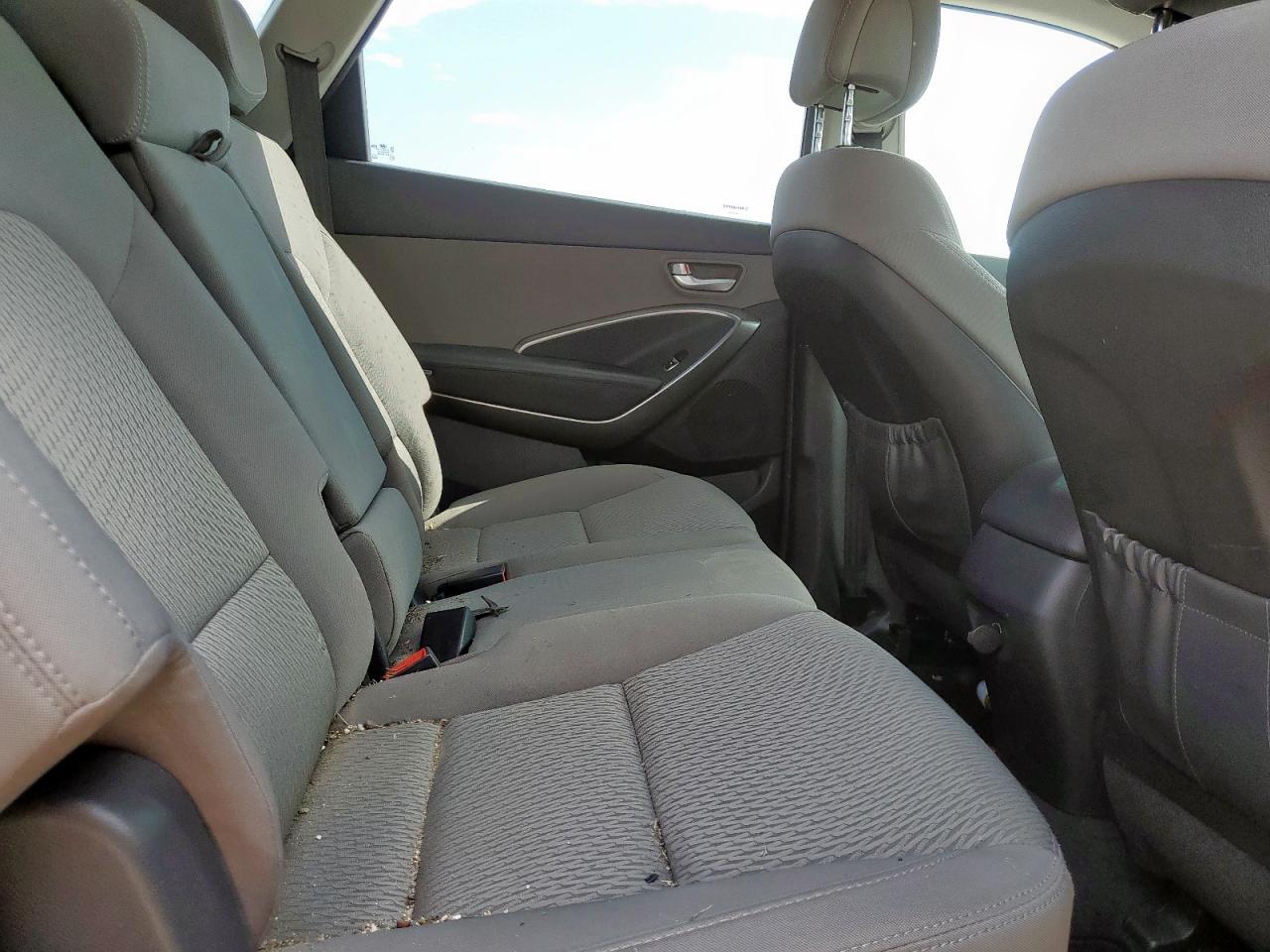 2016 Hyundai Santa Fe Se VIN: KM8SM4HF0GU162545 Lot: 64723495