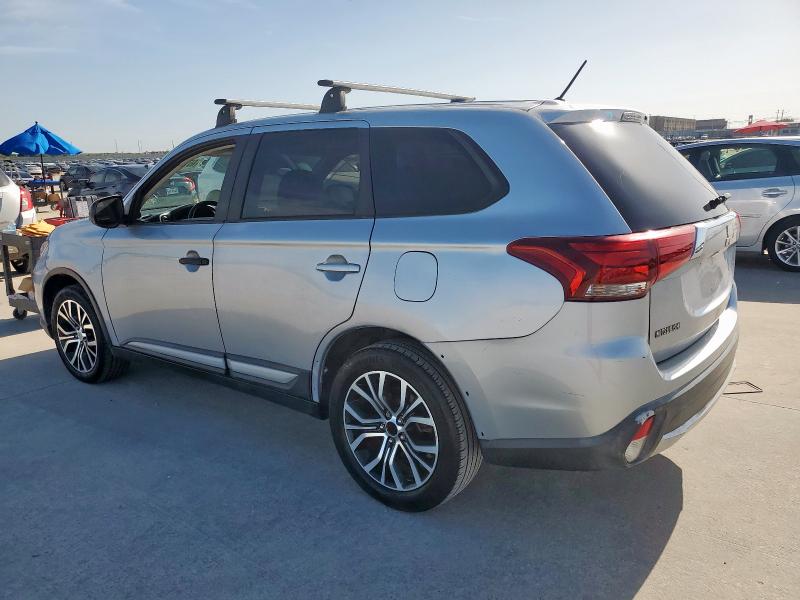 Parquets MITSUBISHI OUTLANDER 2016 Silver