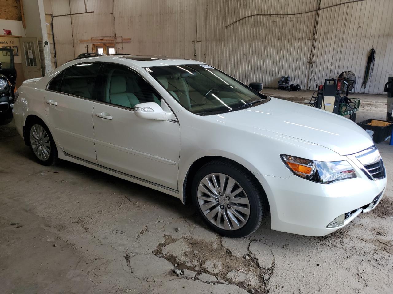 jh4kb2f6xbc000534 JH4KB2F6XBC000534 2011 Acura Rl