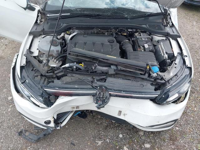 2021 VOLKSWAGEN GOLF STYLE