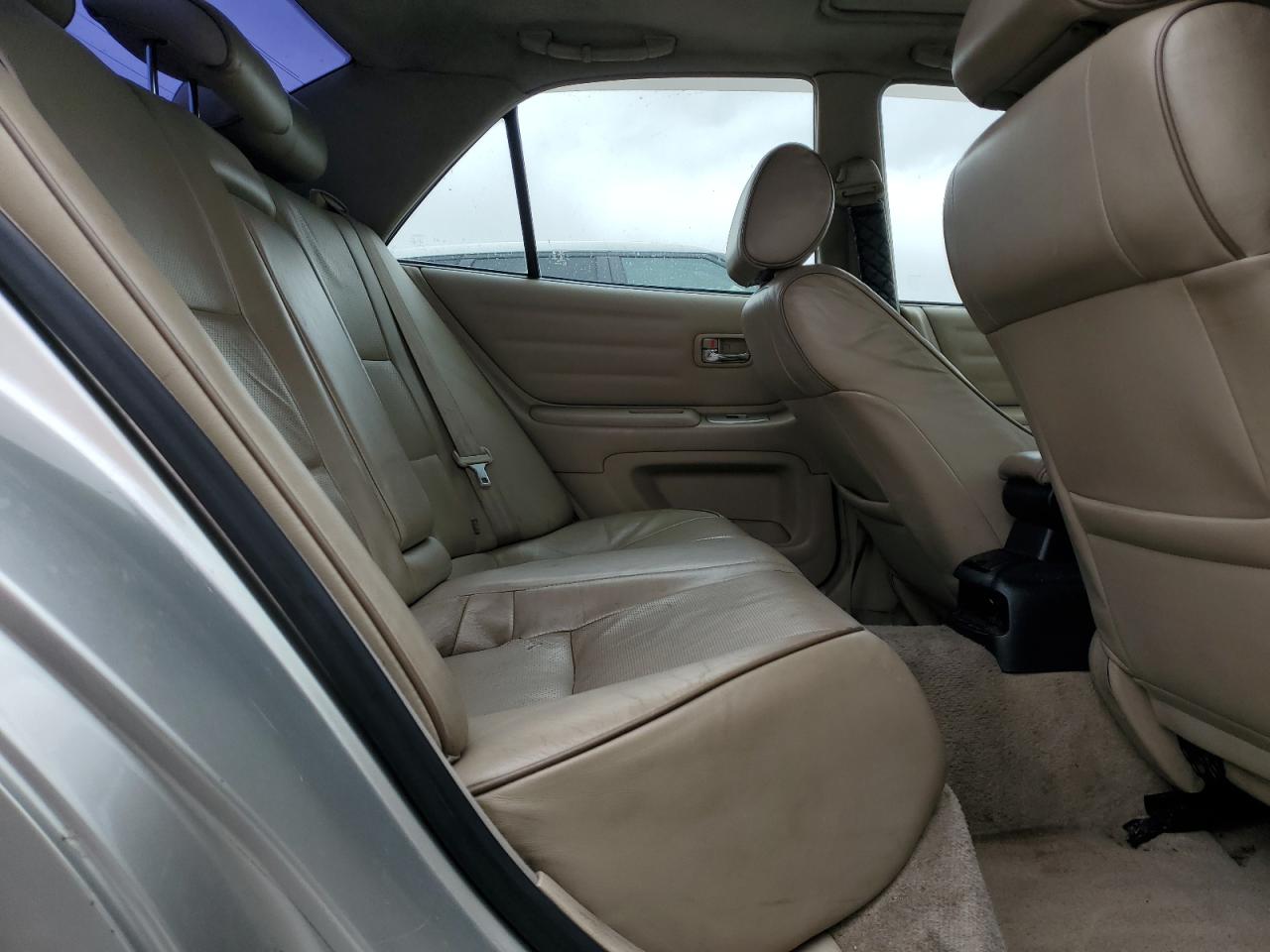 2004 Lexus Is 300 VIN: JTHBD192640082411 Lot: 65080785