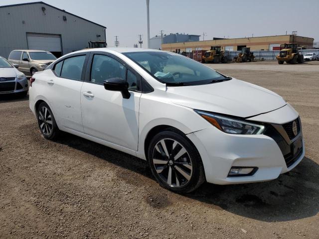 2022 NISSAN VERSA SR  