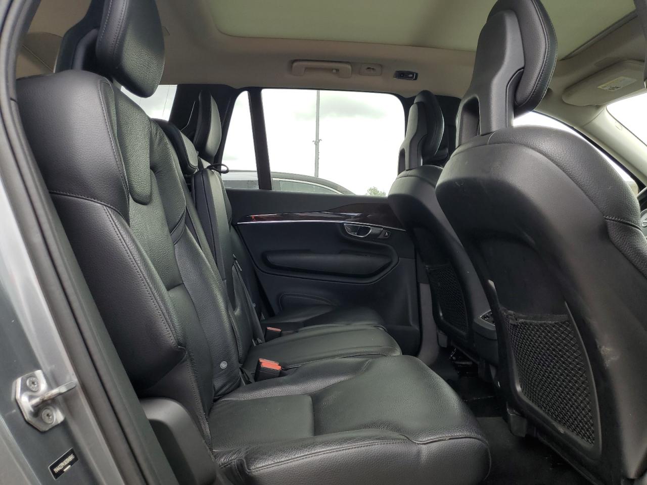 2016 Volvo Xc90 T6 VIN: YV4A22PKXG1049645 Lot: 64160785