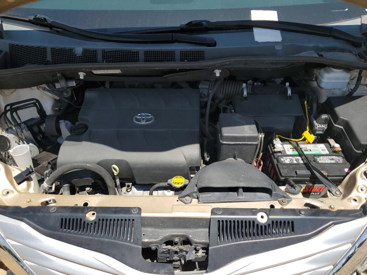 2014 Toyota Sienna Xle VIN: 5TDYK3DC8ES414814 Lot: 64577875