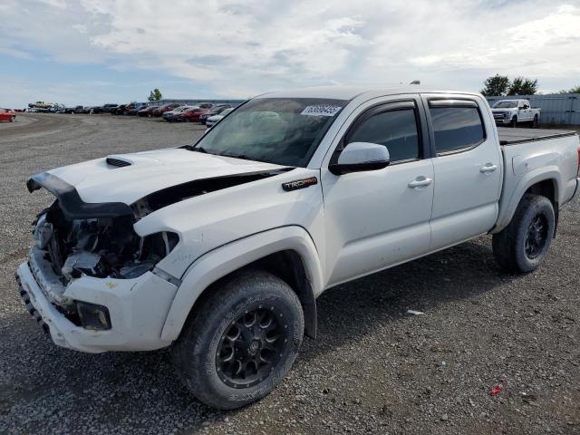 Пикапы TOYOTA TACOMA 2016 Белы