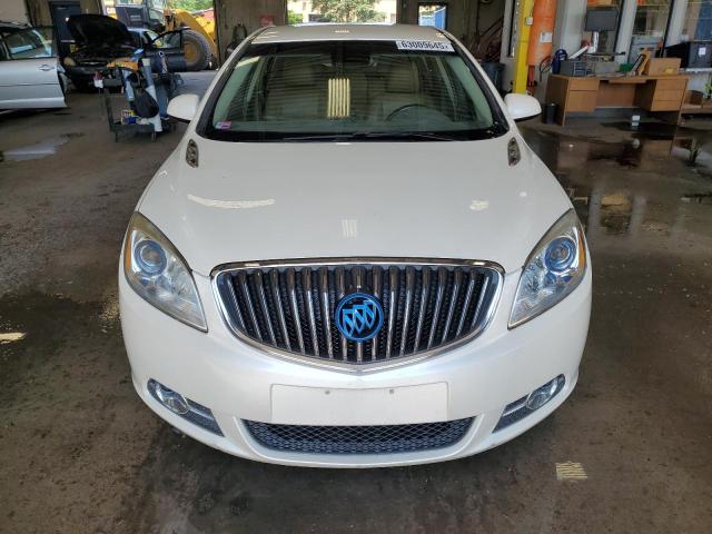 Sedans BUICK VERANO 2012 White