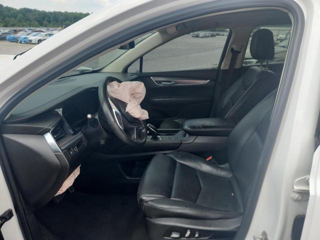  CADILLAC XT5 2018 Biały