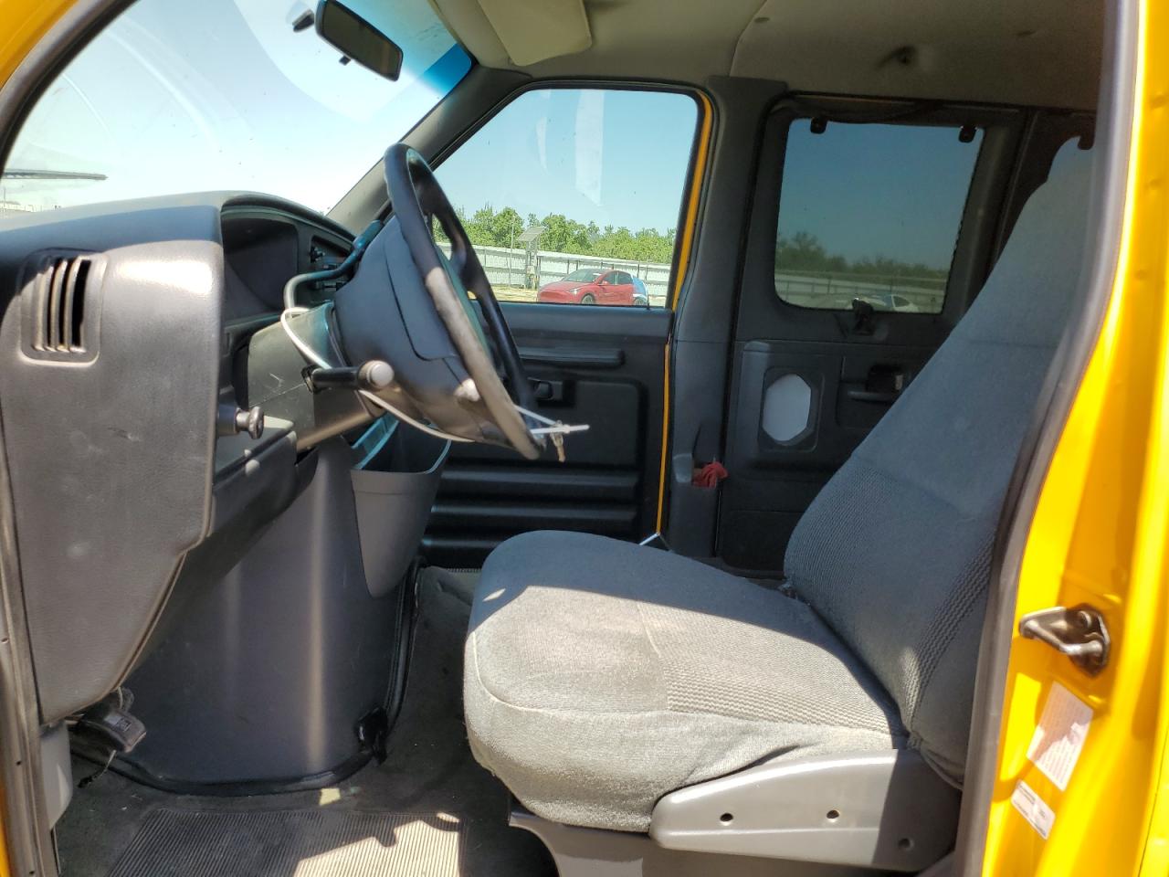 1995 Ford Econoline E350 VIN: 1FBHE31H5SHB24705 Lot: 61186715
