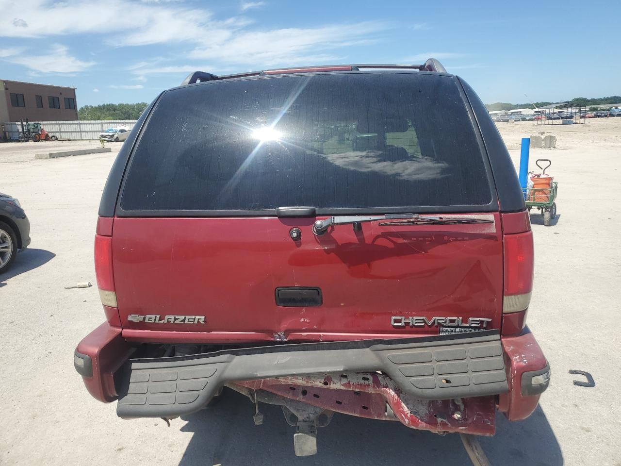 1998 Chevrolet Blazer VIN: 1GNDT13W7W2160265 Lot: 63106495