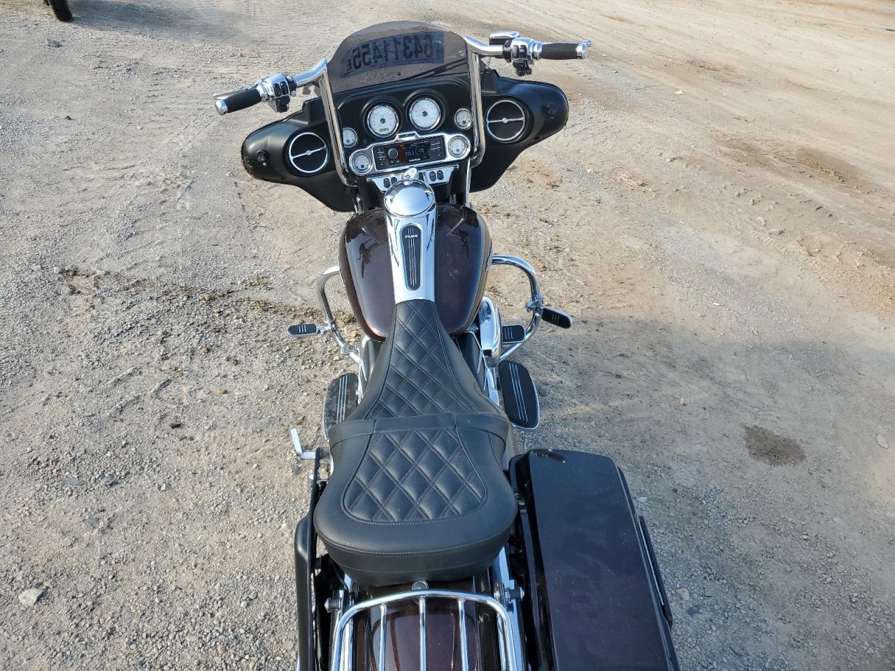 2011 Harley-Davidson Flhx VIN: 1HD1KB416BB613839 Lot: 64311455