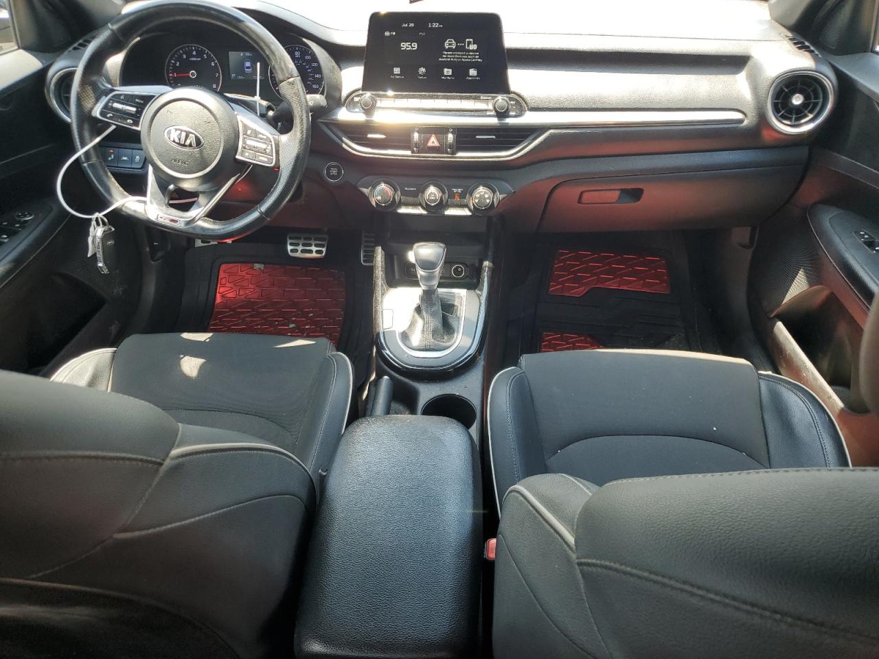 3KPF34AD8ME340391 2021 Kia Forte Gt Line