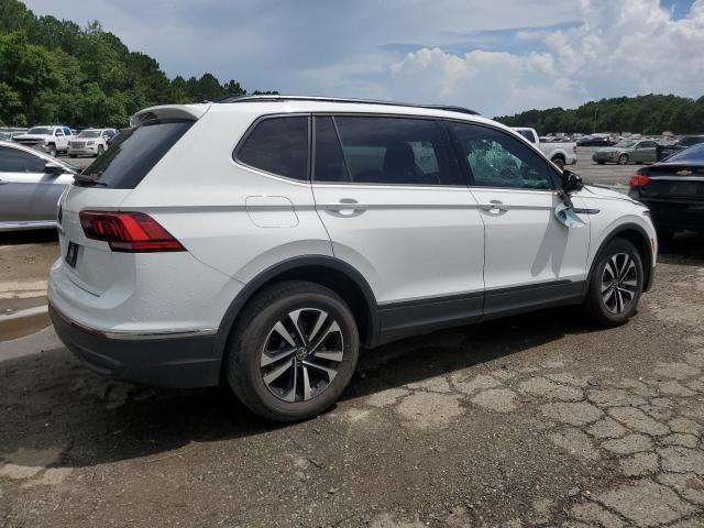  VOLKSWAGEN TIGUAN 2022 Белы