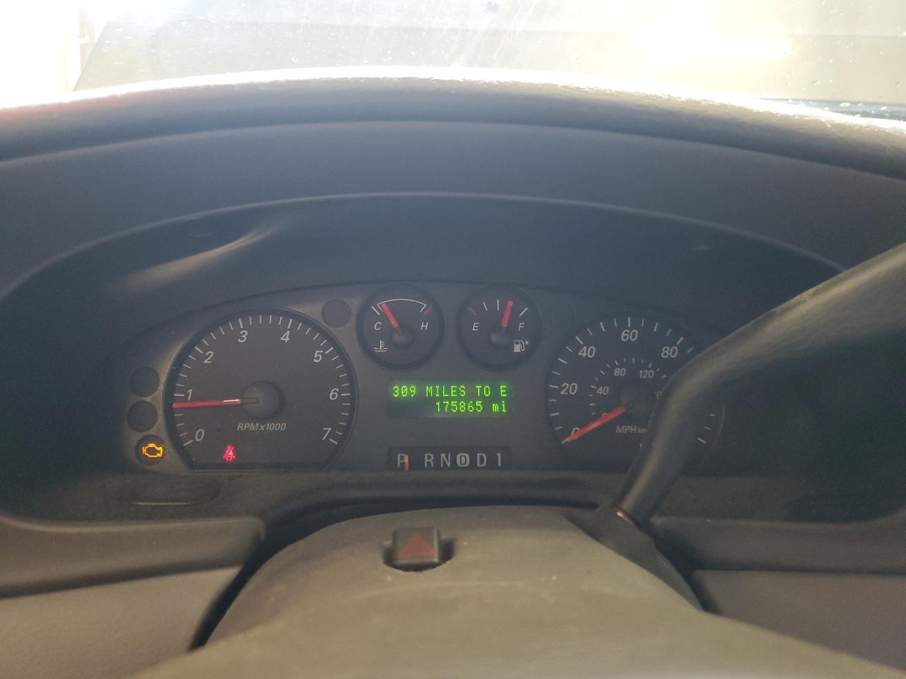 2005 Ford Taurus Se VIN: 1FAFP53215A156233 Lot: 64512575