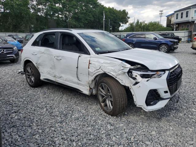  AUDI Q3 2022 White