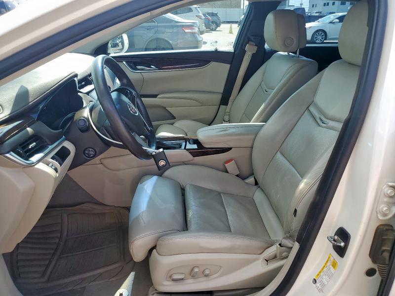  CADILLAC XTS 2013 Biały